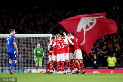 克洛普利物浦战术揭秘：激情防守与快速反击精髓